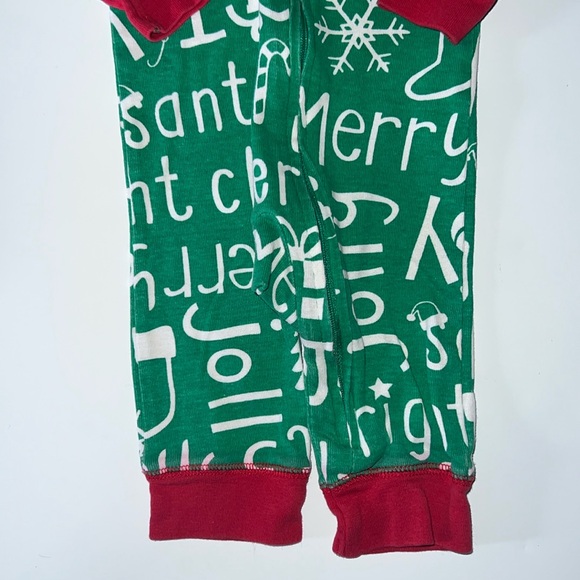 🛍 CUTE LITTLE BABIES SLEEPER SIZE 3 MONTHS 🛍 - Picture 2 of 5